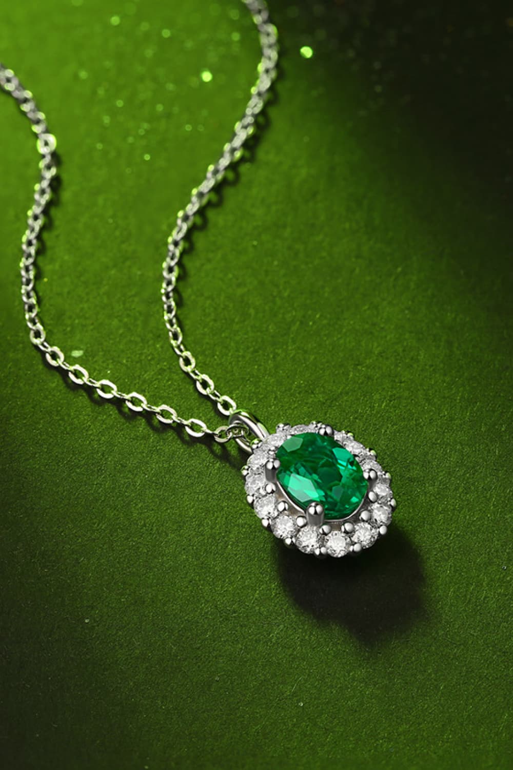 1.5 Carat Lab-Grown Emerald Oval shaped Necklace